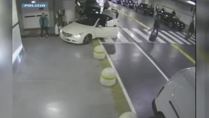 Bologna, investe guardia giurata che lo rimprovera: arrestato