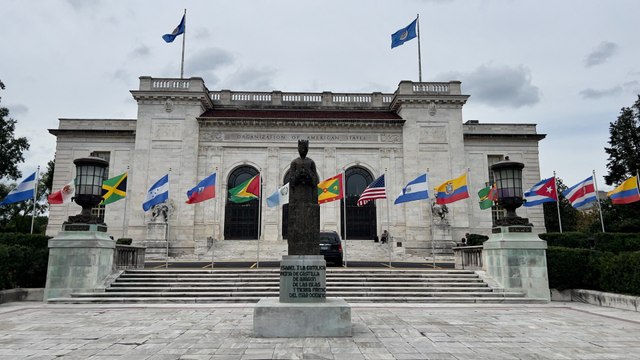 “Es un golpe más y, a nivel latinoamericano, ya estamos viendo que son tres dictaduras las que se retiran de la OEA”: Arturo McFields
