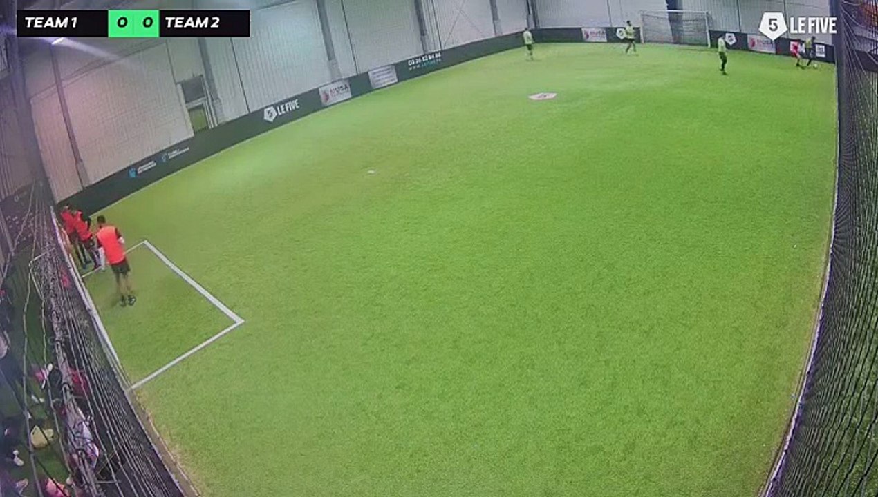 Raphaël 09/11 à 22:12 - Football 6x6 Musa Carrelage (LeFive Reims)