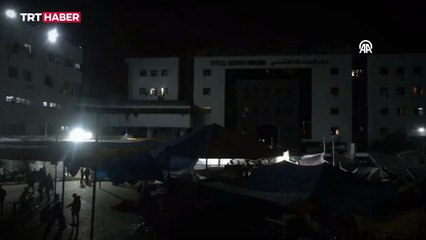 İsrail ordusu Şifa Hastanesi'nin çevresini hedef aldı