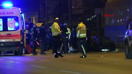 1 kişinin hayatını kaybettiği kazada yaralılardan biri sağlık ekiplerine saldırıp olay yerinden kaçtı