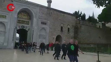 Topkapı Sarayı'nın avlusuna ucube!