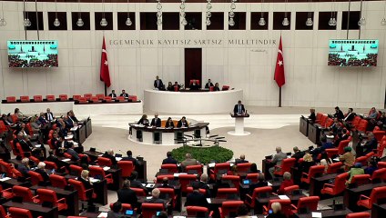 CHP'li Deniz Yücel'den Adalet Bakanı'na çağrı: Darbecilerin değil Anayasa'nın yanında olun