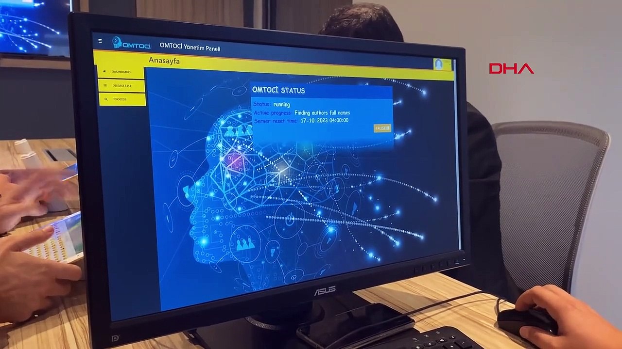YANLIŞ TANI KONULAN ÇOCUĞUNDAN ESİNLENDİ, 'NADİR HASTALIKLARA' YAZILIM GELİŞTİRDİ
