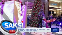 Dalawang giant Christmas tree at giant gift box, bumida sa display ng isang hotel | Saksi