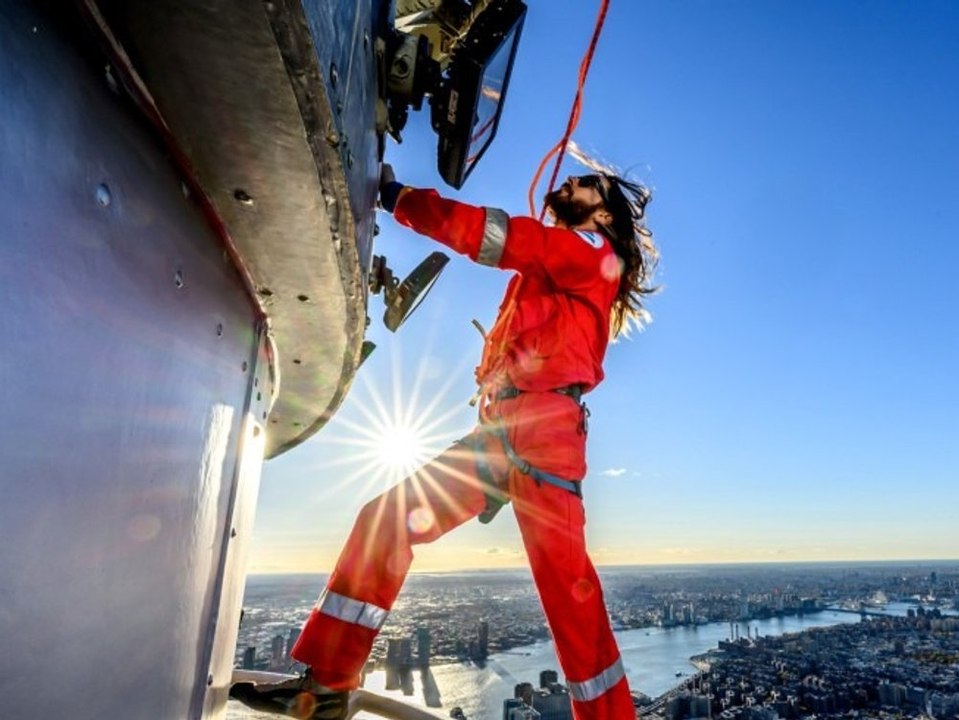 Jared Leto erklimmt Spitze des Empire State Buildings