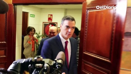 Sánchez y Ortuzar firman el acuerdo de investidura