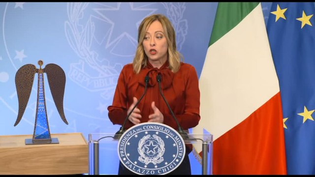 Salario minimo, Meloni: non risolve, lo sa anche chi lo promuove