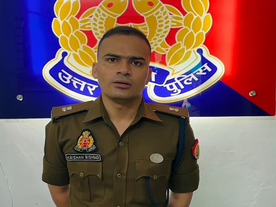 गोरखपुर-कुशीनगर हाईवे पर भीषण दुर्घटना, खड़ी बस...