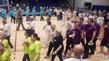 Polonez na rozpoczęcie turnieju sportowego "Eurointegracja" Włocławek