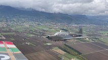 Umbria, a scuola di volo con l'Aeronautica: il fascino di Assisi dall'alto