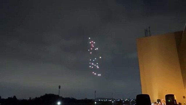 Jockey Plaza Shopping faz show de drones