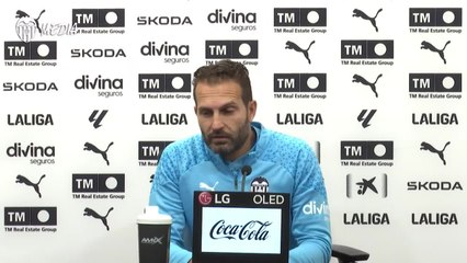 Bombardeo de preguntas a Baraja sobre Vinicius