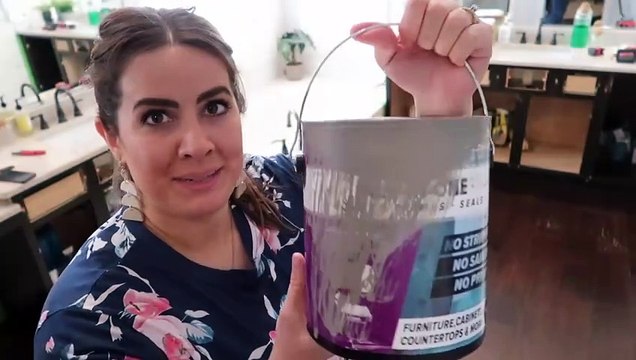 HOUSE PROJECTS!! Painting Cabinets, Kitchen Renovation Prep, Bathroom Refresh + Closet DIY