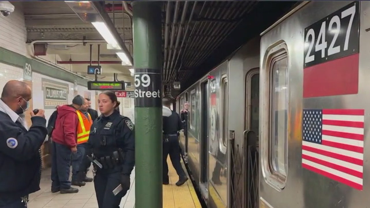 New York subway passenger attacked by man wielding screwdriver