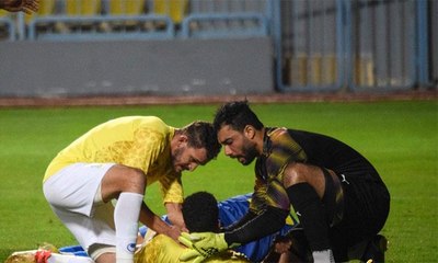 لاعب مصري يبتلع لسانه ويُنقل إلى المستشفى