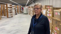 Pascale Vanderpere, directrice de la bibliothèque nous présente la réserve vivante du Gazomètre.