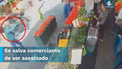 La libra para contarla. Motosicarios iban por comerciante, pero reacciona rápido y se salva