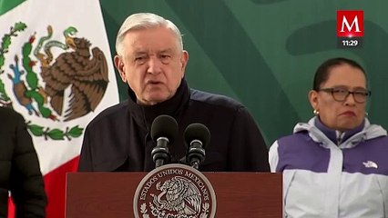 Gobernador de Texas no levanta, dice AMLO tras poner boyas en el río Bravo