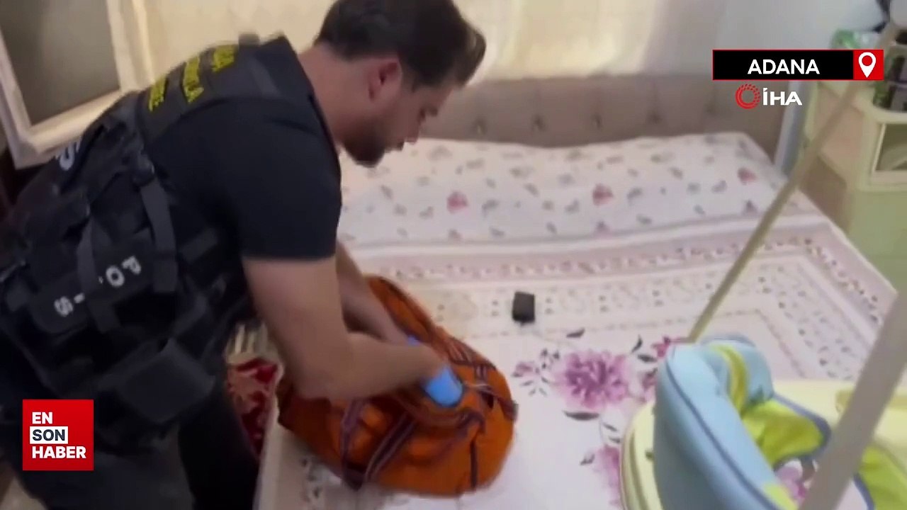 Adana'da evinde 11 kilogram plaka esrar çıkan torbacı tutuklandı