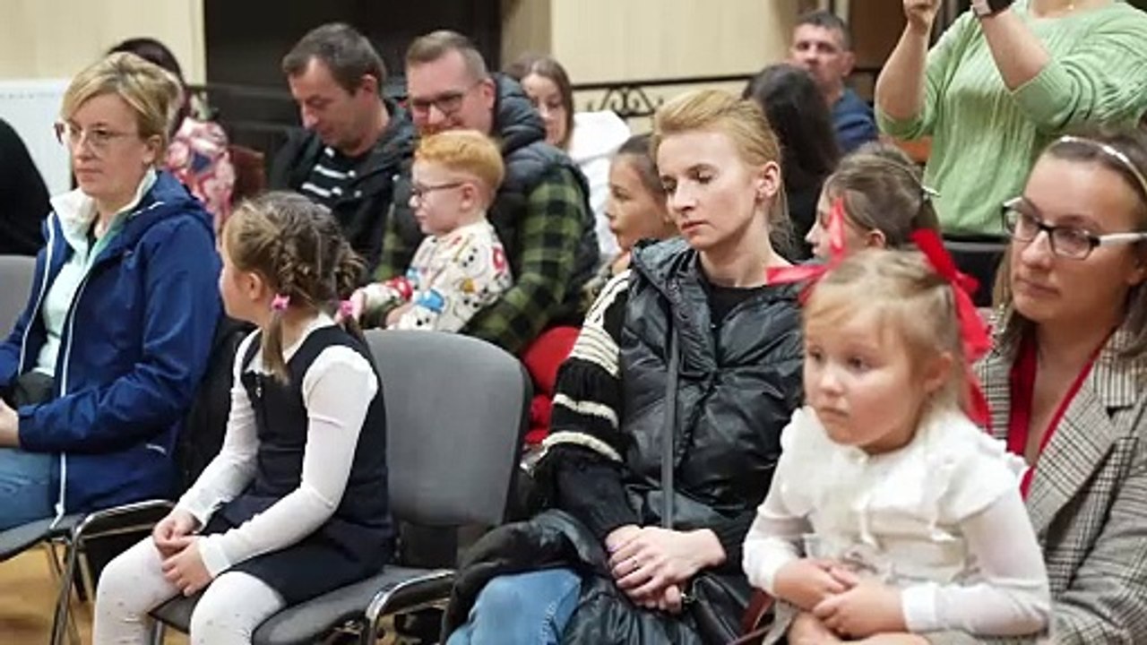 IV Powiatowy Konkurs Piosenki Patriotycznej oraz Konkurs “Śpiewamy Przeboje Naszych Rodziców” w Raniżowie