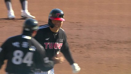 한국시리즈 4차전, LG 김현수 홈런으로 리드 / YTN