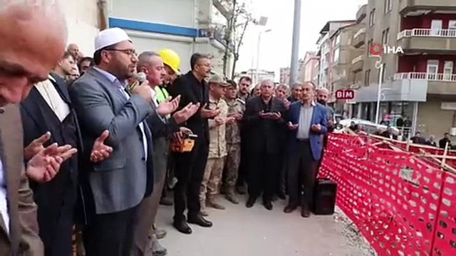 Hakkari'de Hacı Sait Camisi'nin temeli dualarla atıldı