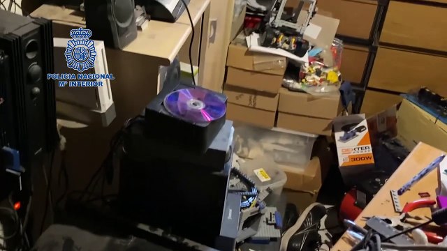 Detenidas 121 personas que almacenaban 500 terabytes de contenido pornográfico infantil