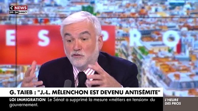 L’heure des Pros : Pascal Praud ne sait pas qu’il en direct sur l'antenne de CNews