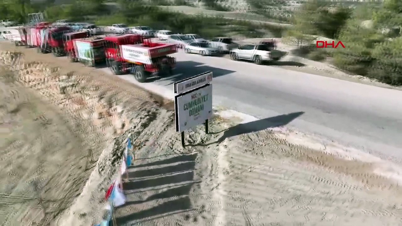 Mut'ta Türk Bayrağı Temalı Ağaçlandırma Etkinliği