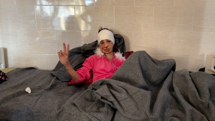 مرح.. طفلة غزّية أُخرجت من تحت الأنقاض تروي تجربتها المؤلمة