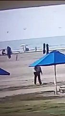 Froilanis Maireth Rivas Román, fulmine in spiaggia