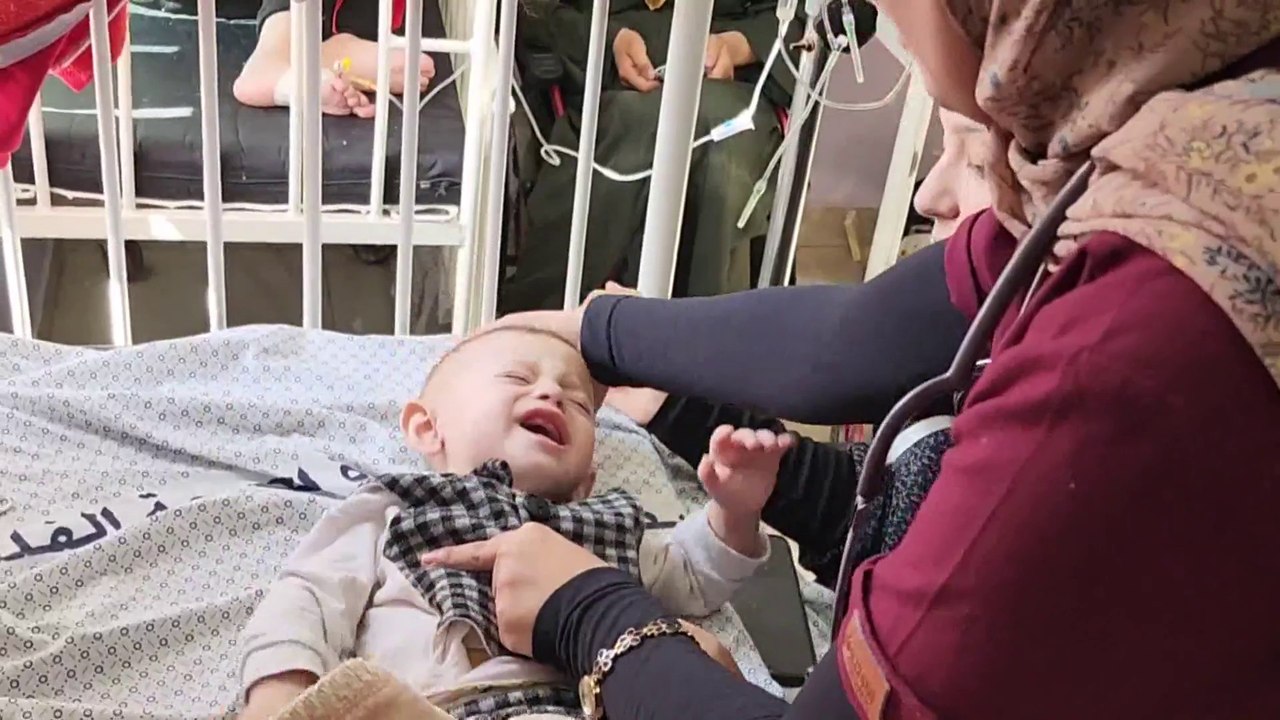 كارثة صحية تهدد غزة بسبب تلوث المياه وتراكم النفايات والجثث