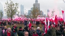 شاهد: دعوات للخروج من الاتحاد الأوروبي.. مسيرة كبيرة في وارسو بمناسبة عيد الاستقلال