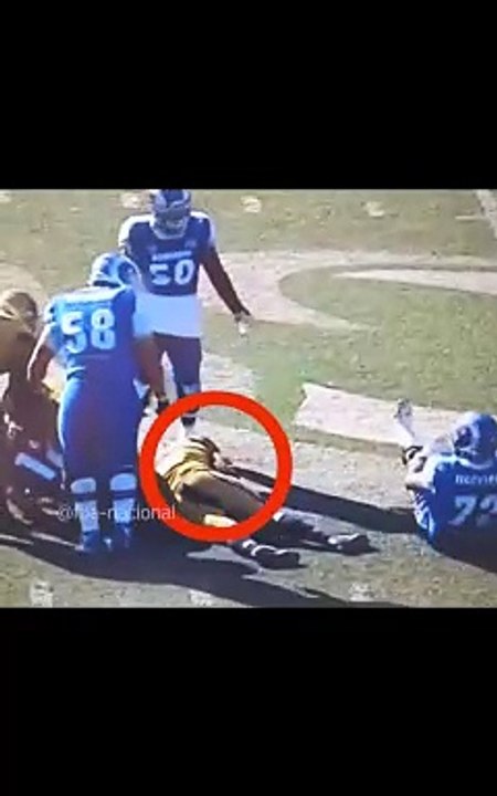 Aquí también aplica la expulsión de por vida? yo veo que el jugador intencionalmente le dobla el pie al QB de Borregos 12 Patricio Valdez, quien salió del partido por la lesión; por parte del 2 de pumas Iván Carmona; lo ven igual? #onefa #touchdown #colle