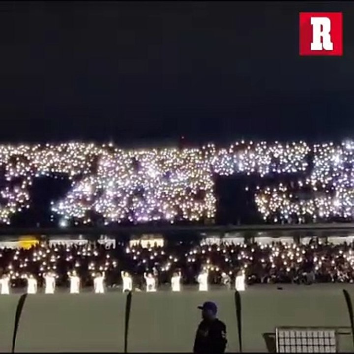 La afición de Pumas se lució con este mosaico especial y brillante