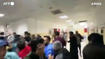 Gaza, panico all'ospedale di Beit Lahia durante un bombardamento