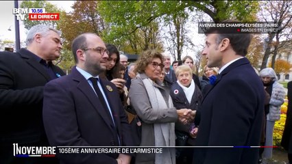 Regardez Emmanuel Macron, interpellé par l'arrière-petite-fille du Capitaine Dreyfus qui, qui justifie sa non participation à la marche contre l'antisémitisme : "Je suis dans l'action"