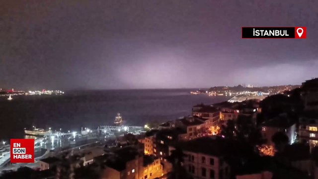 İstanbul yağışa teslim: Yavuz Sultan Selim Köprüsü'ne yıldırım düştü