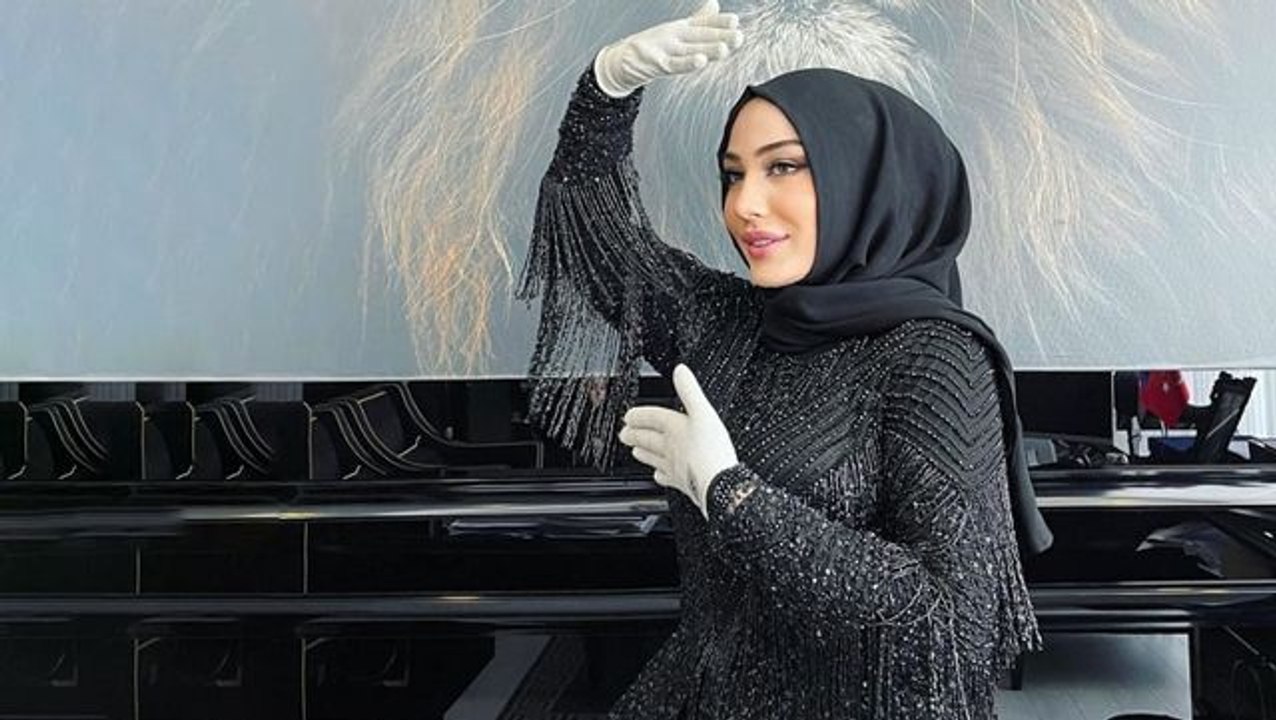 Skandallarla gündeme gelen "Gümüş eldivenli" fenomen Şüheda Kaya, hakkındaki iddialara tek tek cevap verdi