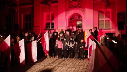 Gazeta Lubuska. Międzyrzecz. Śpiewanie pieśni patriotycznych
