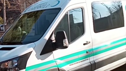 Motosikletli genç park halindeki kamyona çarptı 1 ölü