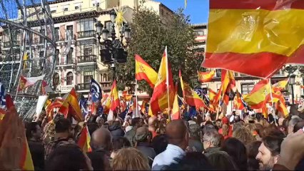 Protesta contra la amnistía en la Plaza de Zocodover de Toledo. Vídeo: Javier Longobardo