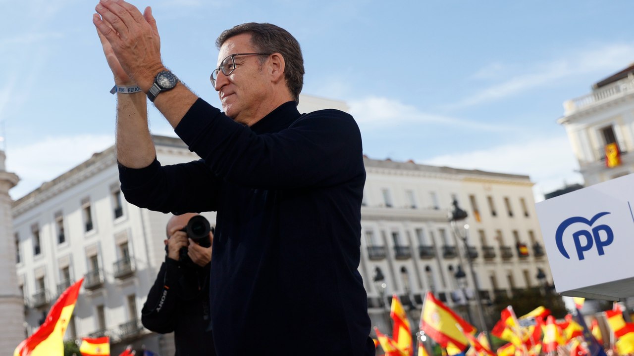 Feijóo en la concentración contra la amnistía