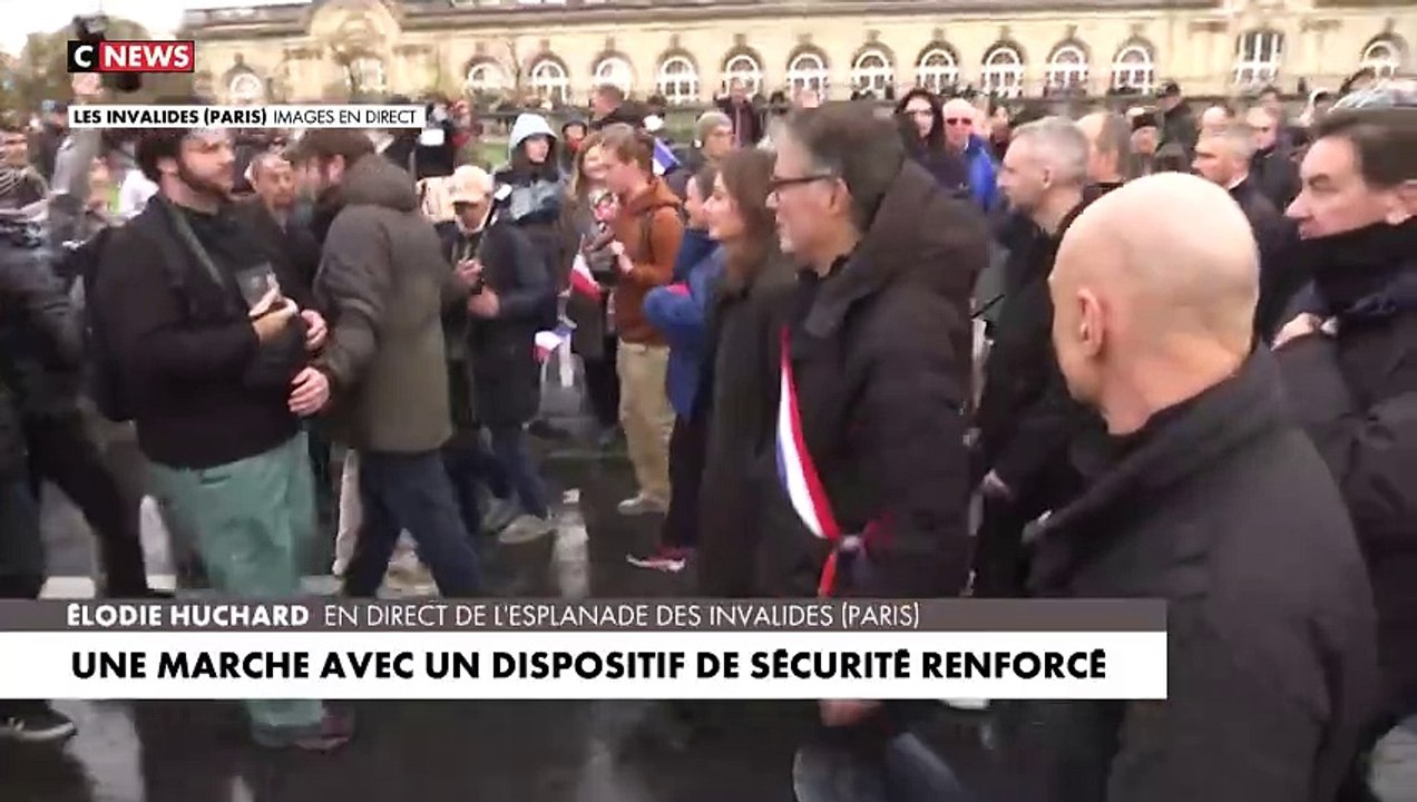Marche contre l'antisémitisme: Regardez l'écologiste Marine Tondelier, le communiste Fabien Roussel et le socialiste Olivier Faure hués par une partie des participants en raison de leurs prises de position