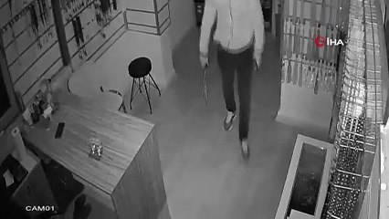 Soyguncular 1 saatte 2 milyon lira çaldı kimsenin ruhu duymadı