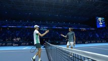 ATP Finals - Sinner lance parfaitement son Masters en battant Tsitsipas