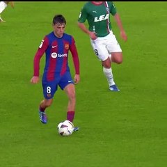 El doloroso pisotón que sufrió Pedri en el Barça-Alavés