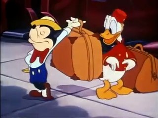 Donald Duck Bellboy Donald 1942 (Low)