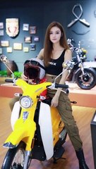 The motorcycle beauty  機車美女  belleza de la motocicleta